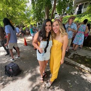 Meet your Posher, Emma